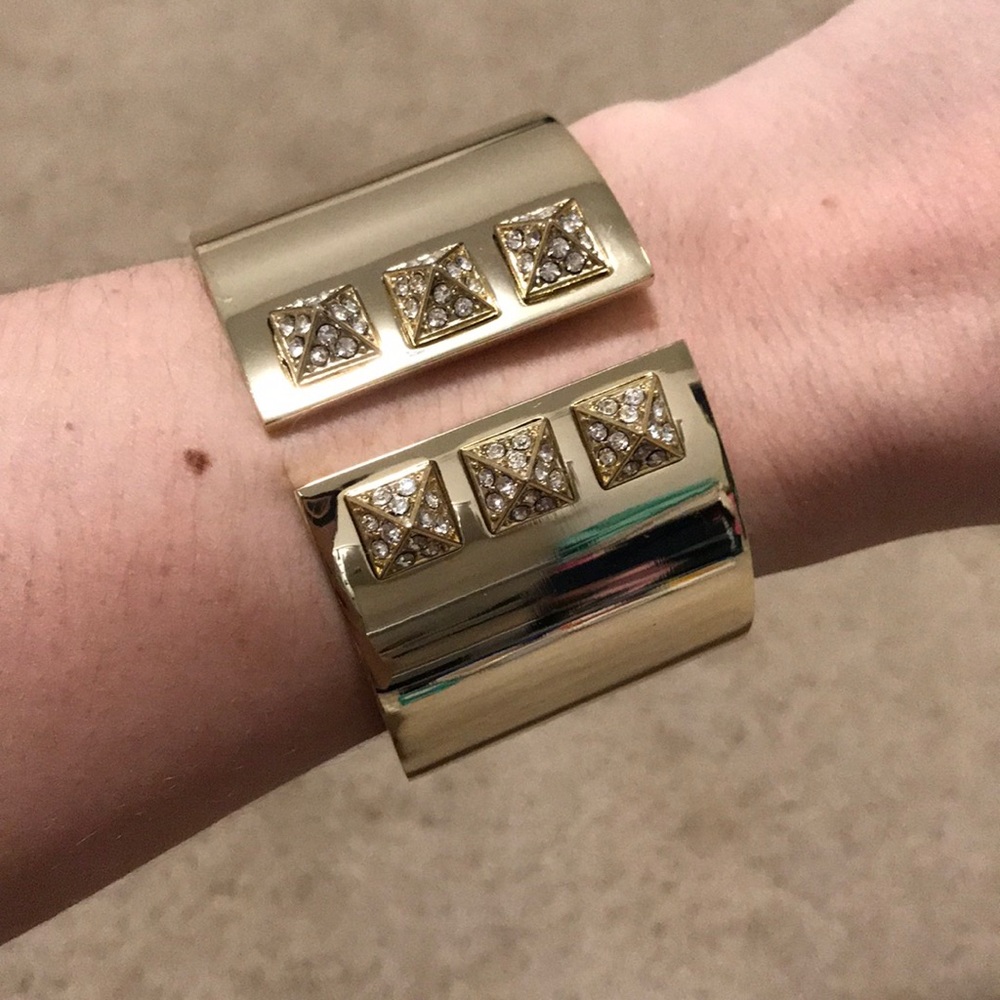 Gold Victoria’s Secret bracelet